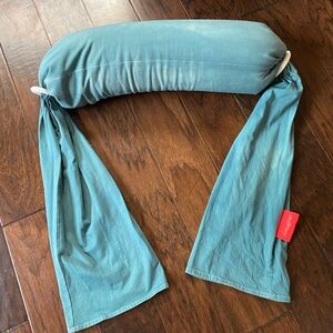 Bbhugme nursing pillow